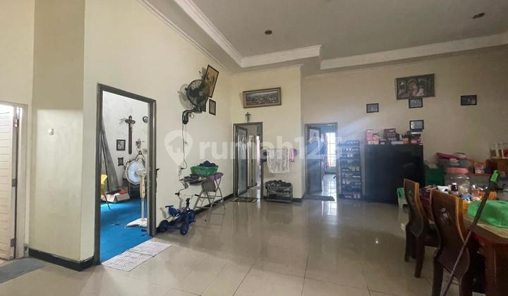 Ruko Raya Manukan Tama Nol Jalan kembar Kondisi Sangat Bagus Lokasi Strategis Ruko Raya Manukan Tama Nol Jalan kembar Kondisi Sangat Bagus Lokasi Strategis