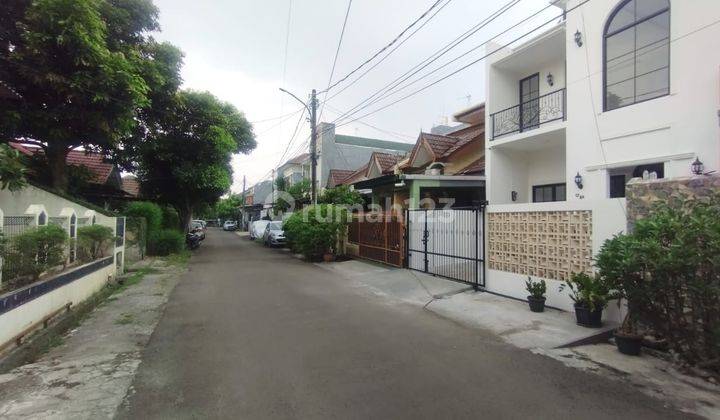 Rumah 2 Lantai Bagus Bsd Griya Loka Startegis, 2M Dkt Sekolah  2