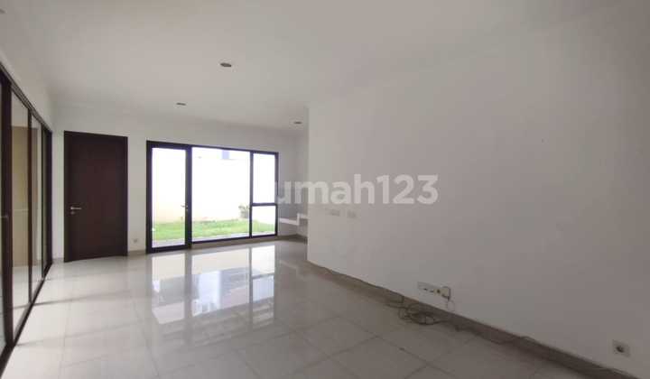For sale: The Icon BSD cluster house – Area 220/153, Close to Toll Access, Park View, with garage.