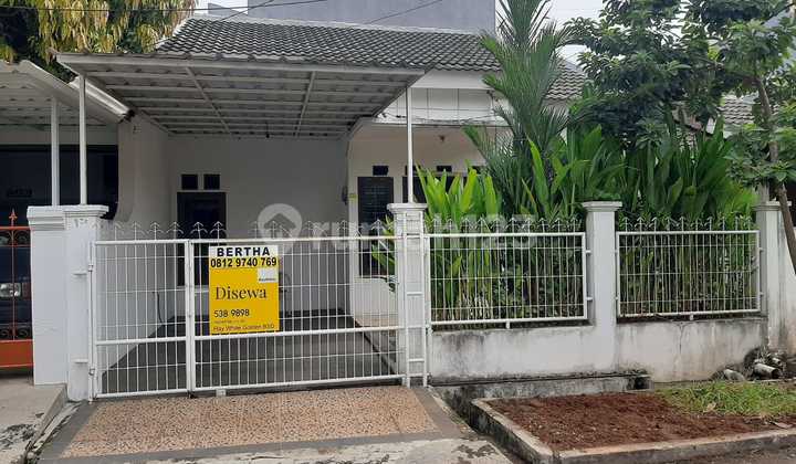 For Rent 1.5-Story House in Griya Loka BSD – Strategic Location! For Rent 1.5-Story House in Griya Loka BSD – Strategic Location!