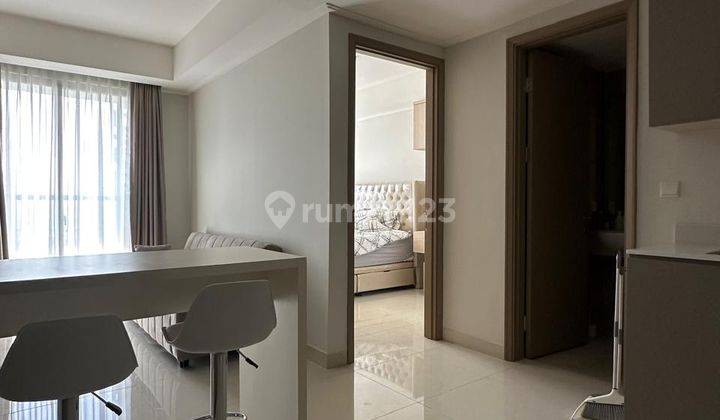 Apartemen Gold Coast 1 BR Furnished Rapi Bagus 2