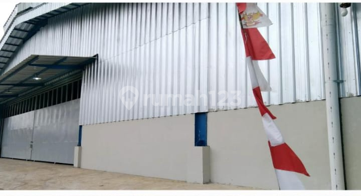 New Legok warehouse, 720 m² spacious, container access.
