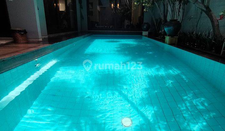 Rumah Green Garden, Ada Pool, Furnished Interior Bagus Mewah