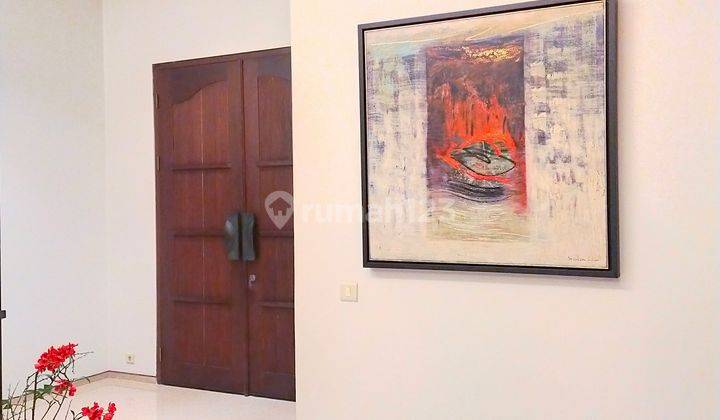 Rumah Green Garden, Ada Pool, Furnished Interior Bagus Mewah