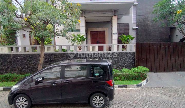 Rumah Green Garden, Ada Pool, Furnished Interior Bagus Mewah