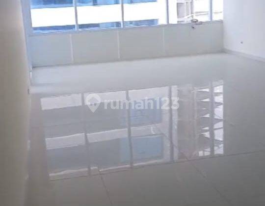 Apartemen Regatta 3+1 BR Luas 167m, Unfurnished Rapi 2