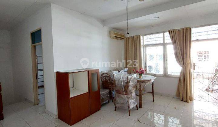 Rumah Muara Karang 8x15m, semi furnished rapi 1