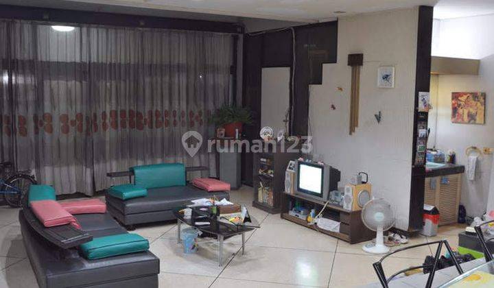 Rumah Sunrise Garden Kedoya Luas 490m Hoek, Rapi Murah 2