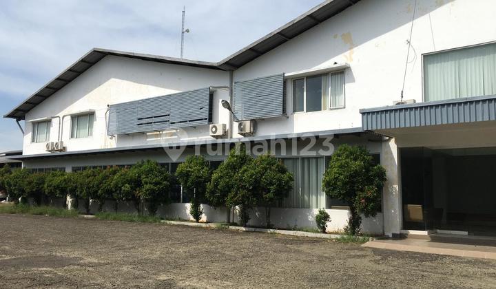 Ex-factory warehouse in Daan Mogot, area 43,722m², neat, cheap Ex-factory warehouse in Daan Mogot, area 43,722m², neat, cheap