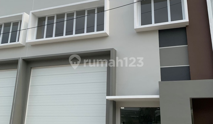 Era Prima Industrial Warehouse Daan Mogot Container Access