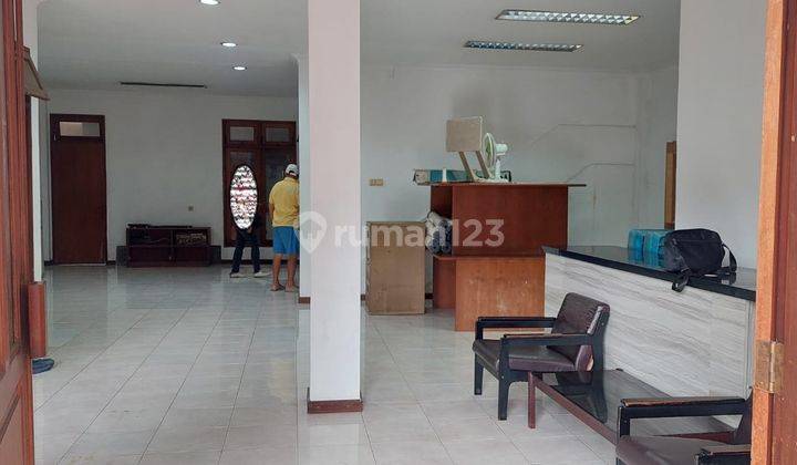 Rumah besar Grogol uk. 12x27m , 2 lt, parkir muat 5 mobil, unfurnish 1