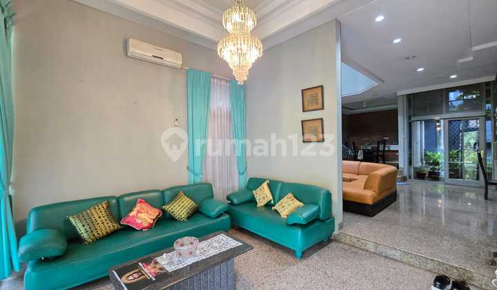 Rumah Pantai Mutiara Pluit uk. 12x21 m, Furnished rapi  2