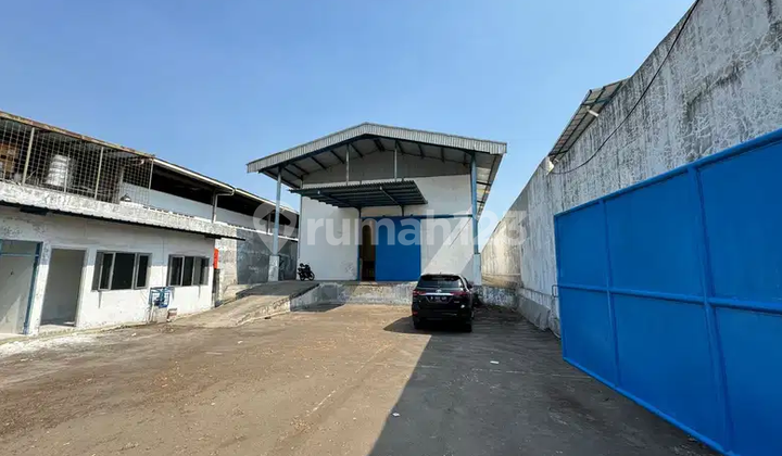 Gudang Kamal Muara luas 1.650 m , akses kontainer, murah Gudang Kamal Muara luas 1.650 m , akses kontainer, murah