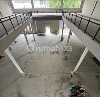 Gudang industri Kamal Raya, office rapi parkiran luas