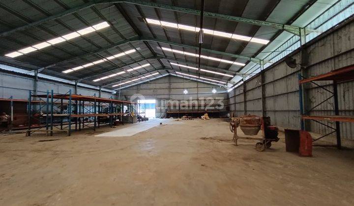 Gudang Panongan Tangerang luas 1850 m2 akses kontainer,murah 2