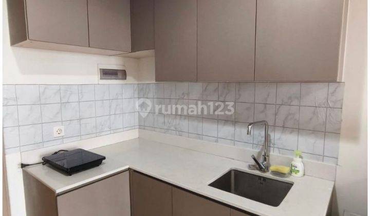 Apartemen Gold Coast Honolulu 2 BR Furnished Rapi