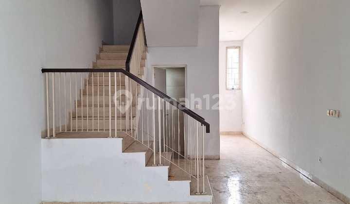 Crown Golf Pik House, 8x24 M, Semi Furnished, Tidy Crown Golf Pik House, 8x24 M, Semi Furnished, Tidy