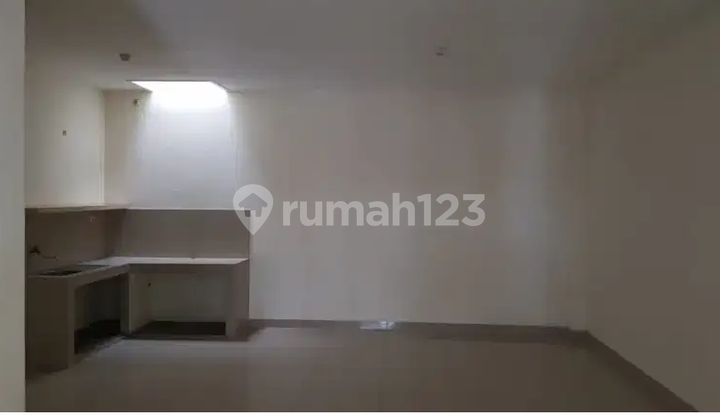 Rumah Casa Jardin Uk.6x18m, Rapi 2