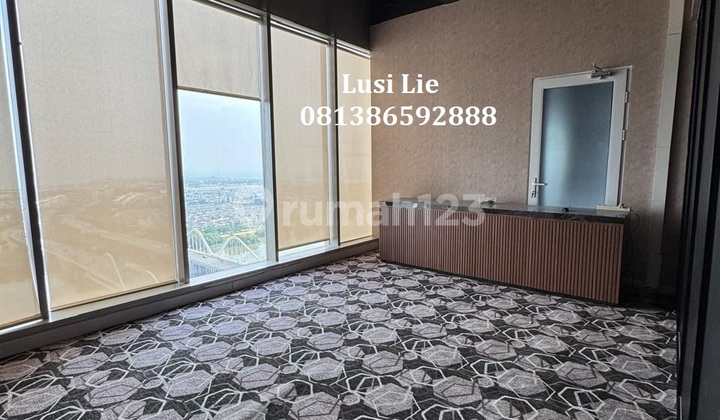 Office Gold Coast Pik, Area 854 m², Semi-Furnished Neat, Sea View Office Gold Coast Pik, Area 854 m², Semi-Furnished Neat, Sea View