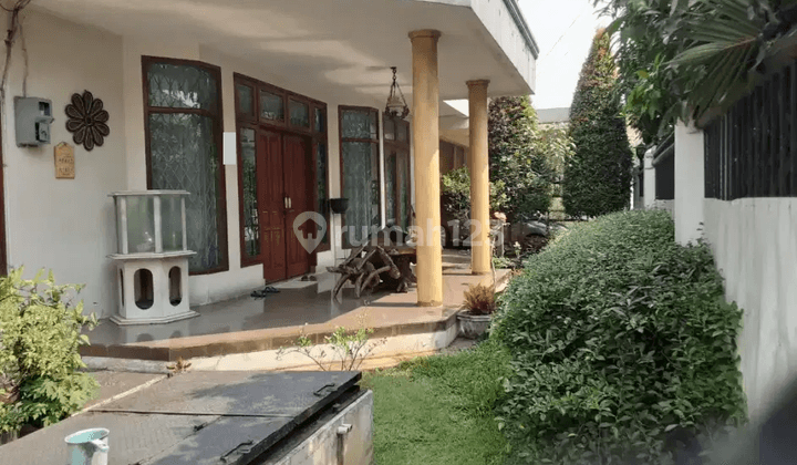 Rumah Taman Aries Luas 410m, Parkir Muat 4 Mobil,rapi 1