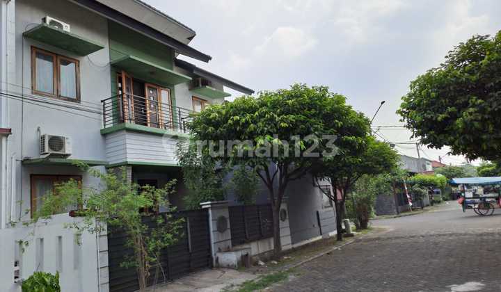 Rumah Hoek & Asri di Kemang Pratama Bekasi 2
