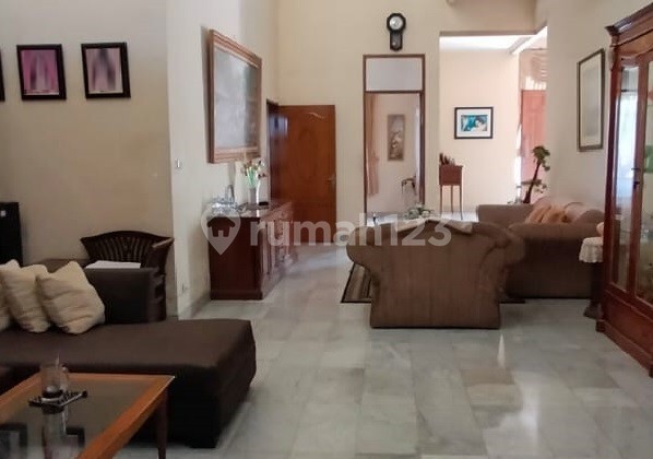 Rumah Bagus & Hoek 2 Lantai di Pulomas Barat Jakarta Timur 2