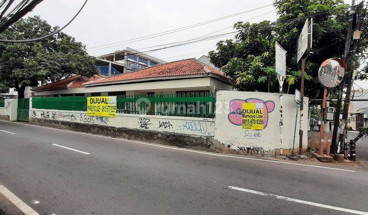 Rumah hoek ex Kantor, Kusen Jati cocok kost2an-ruko-kantor 400m dari Binus universitas di Kemanggisan