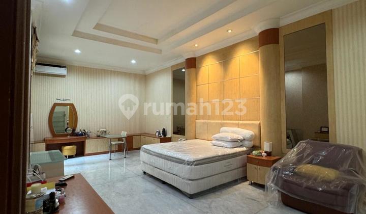 Luxury House in Bukit Gading Mediterania Kelapa Gading 2