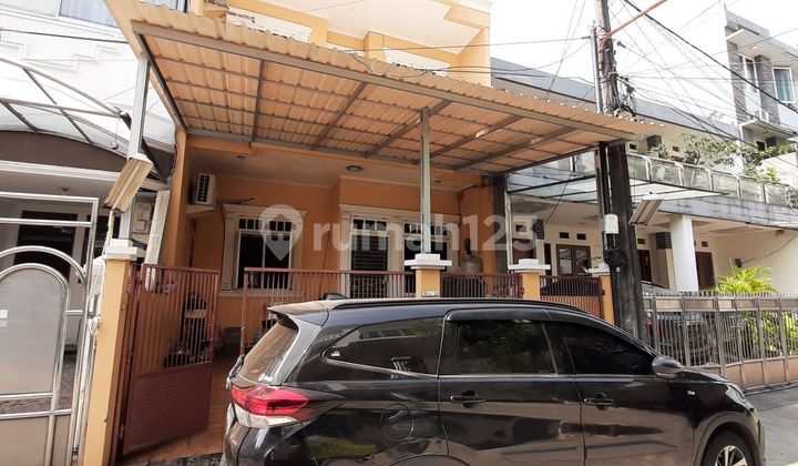 Rumah 2 Lantai di Gading Elok Timur Kelapa Gading