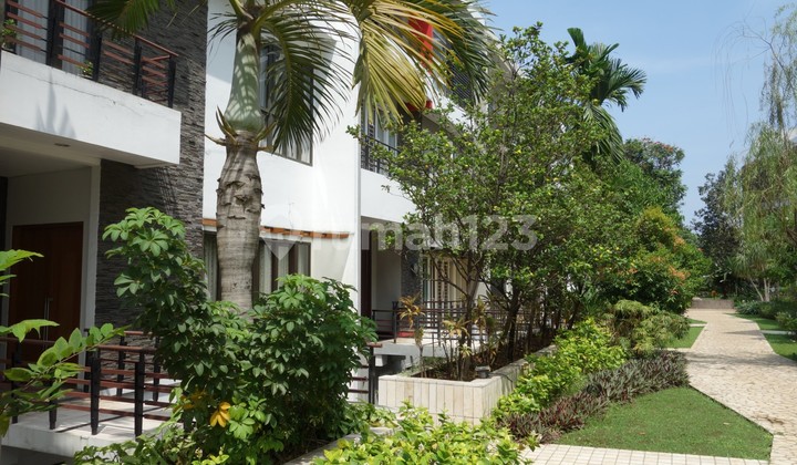 Springhill Golf Residence Townhouse Full Furnished Golf View Kemayoran