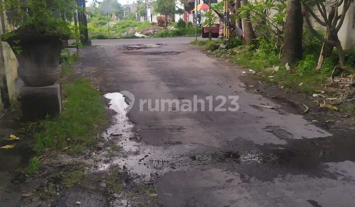 RUMAH DI LINGKUNGAN ELITE RENON FULL FURNISHED  3
