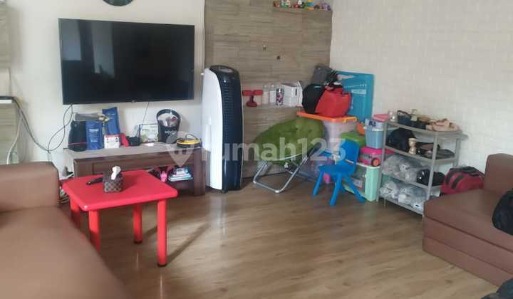 RUMAH DI LINGKUNGAN ELITE RENON FULL FURNISHED  10