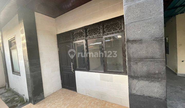 RUMAH BAGUS LOKASI STRATEGIS SIAP HUNI HARGA MURAH  2
