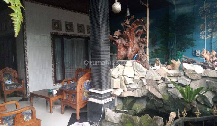 Jual Rumah keren kedewatan Lingkungan bagus villa 2