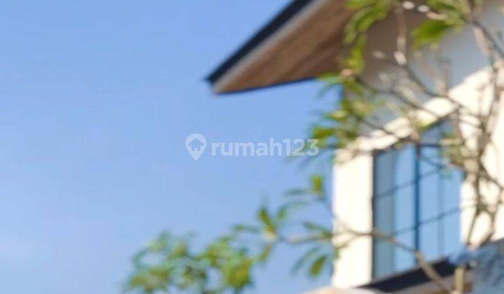 VILLA MODERN SEMINYAK 24 YEARS LEASE SIAP HUNI 1