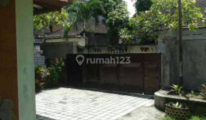 RUMAH DI JALAN IMAM BONJOL DEKAT TRANS STUDIO BALI  2