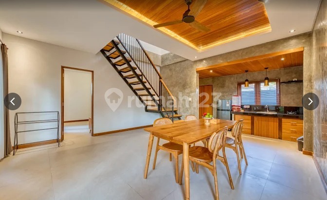 Large Luxury Villa Ready to Live In Ubud with Cool Rice Field View