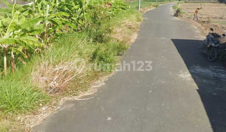 Land Near Beach with Beautiful View Suitable for Villa Complex