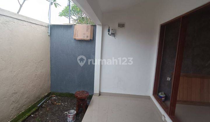 Villa Siap Huni Harga Murah Ada 4 Kamar Dan Kolam Renang  2