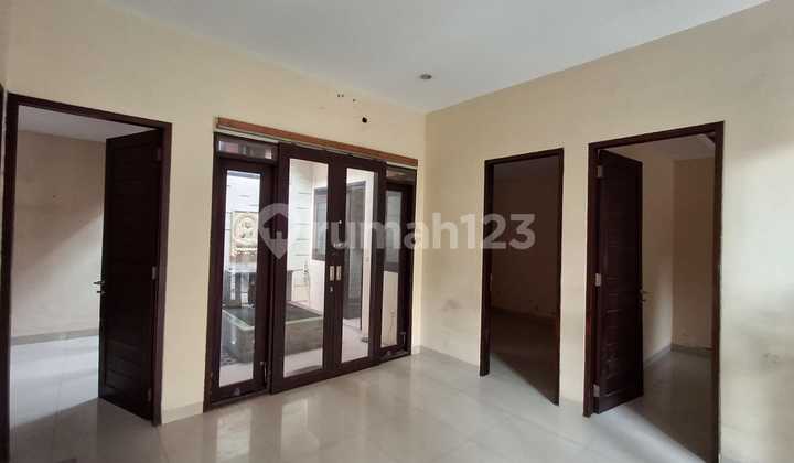 Rare Property House in Padangsambian Denpasar