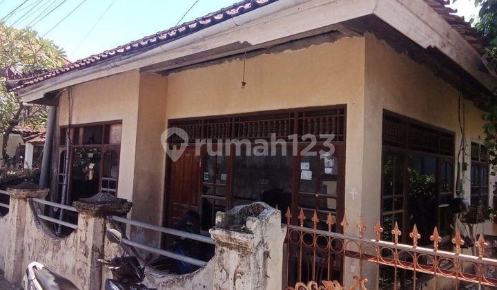 Dijual Tanah Bonus Bangunan 2 Are di Jl Nangka Selatan Denpasar