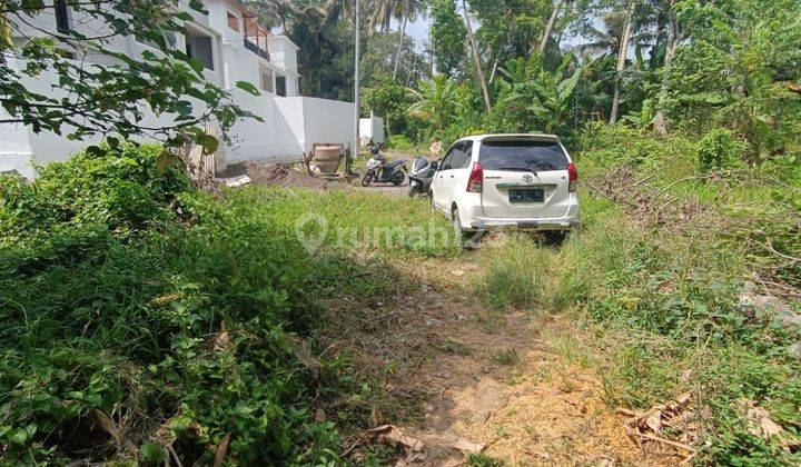 YELLOW ZONE LAND IN VILLA ENVIRONMENT READY TO BUILD CHEAP PRICE 2