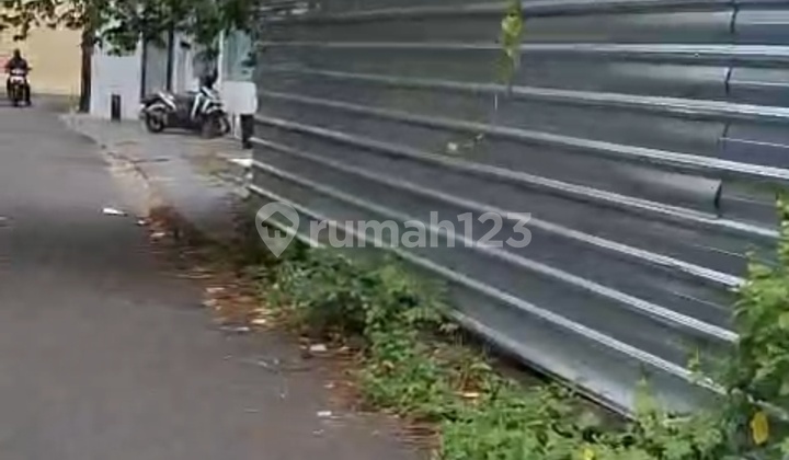Land for Villa in Kerobokan Kdampang Good Location