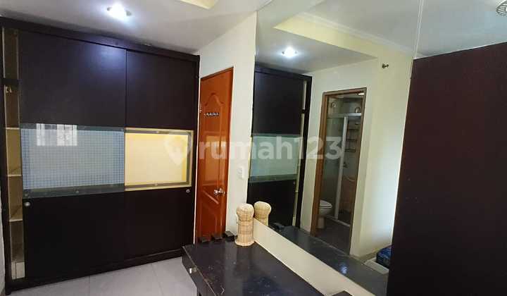 Apartemen 3 Kamar Tidur Furnished 2