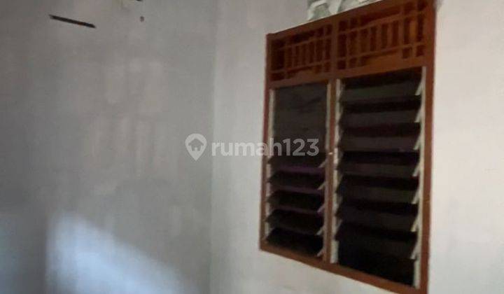 Disewakan Rumah 2 Lantai , 4 Kt, di Makaliwe , Grogol Jakbar 2