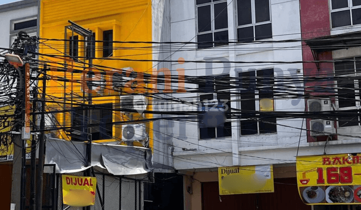 Dijual Ruko 4 Lantai , SHM , Luas 5x18m di Taman Ratu Jakarta Barat 1