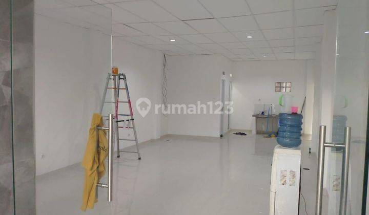 Dijual Ruko 2 Lantai SHM di Jl Anyer Menteng Jakarta Pusat 2