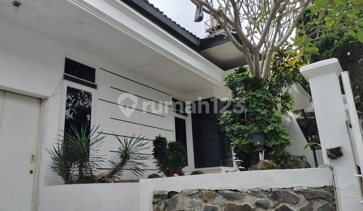 Di Jual Rumah Komplek Gunung Rahayu Regency, Lingkungan Nyaman