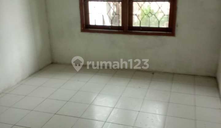 Di Sewakan Rumah Taman Kopo Indah 3, 1,5 Lantai, 4 Kt, 2Km 2