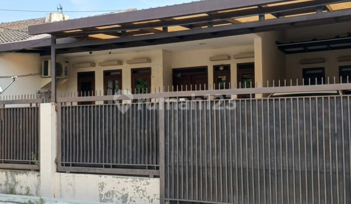 For Sale: Nata Endah 2 Complex House, 3 Bedrooms, Comfortable Environment